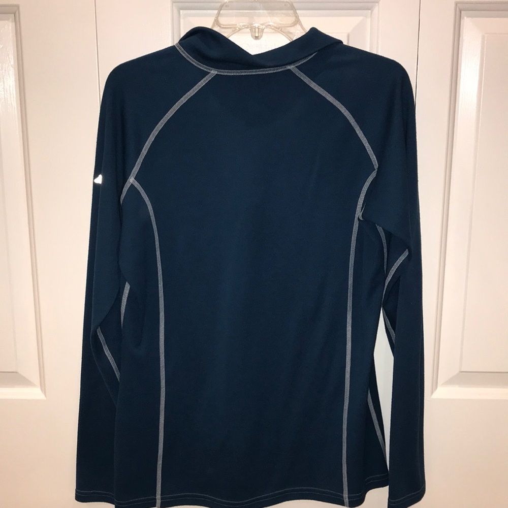 Tech wick pullover - Picture 2 of 3